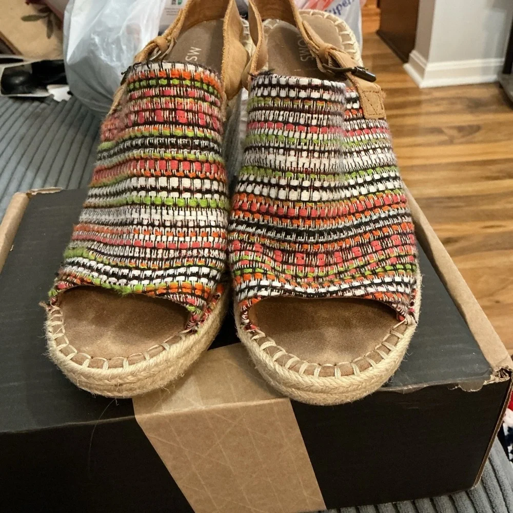 Toms Multicolor Woven Espadrille Wedge Sandals, size 10